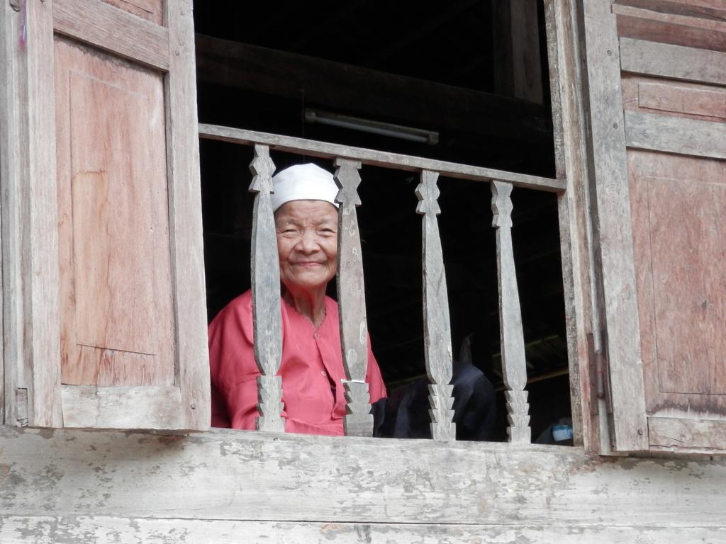 โรงแรมไม เชา แวลเลย์ วิว Hoa Binh ภายนอก รูปภาพ